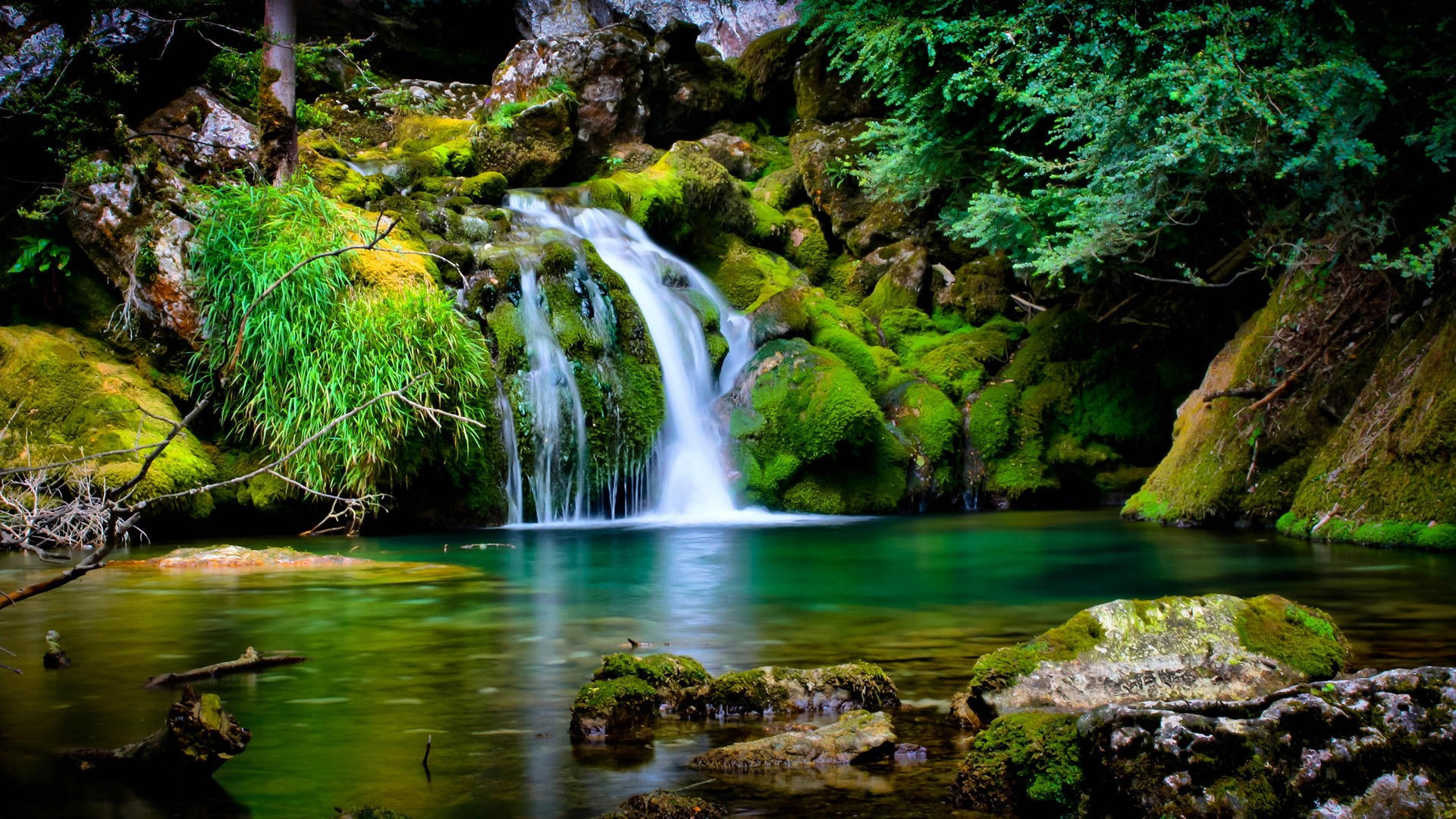 Waterfall Nature HD Wallpaper For Desktop Background
