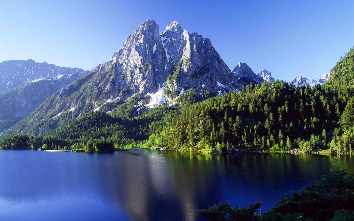 Mountain Nature HD Wallpaper For WideScreen