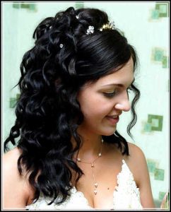 curly bridal hairstyle