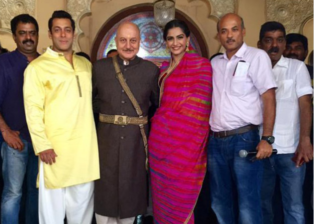 on the sets of prem ratan dhan payo 