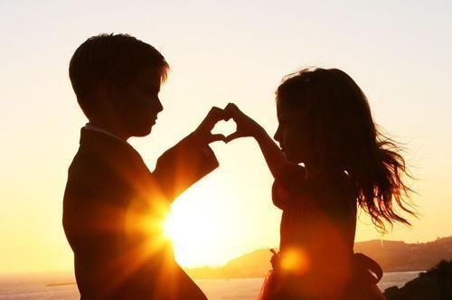 Evening_Romantic_Child_Love_Couple images