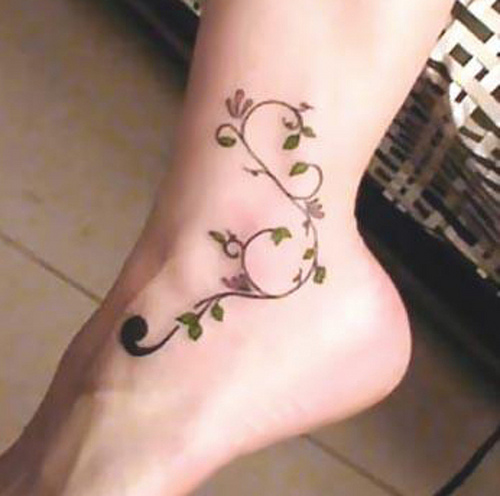 cute foot tattoo design 