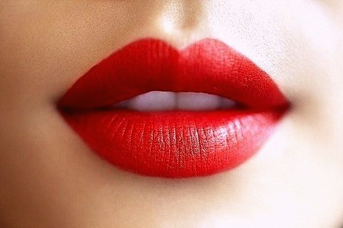 best hot lipstick shades 
