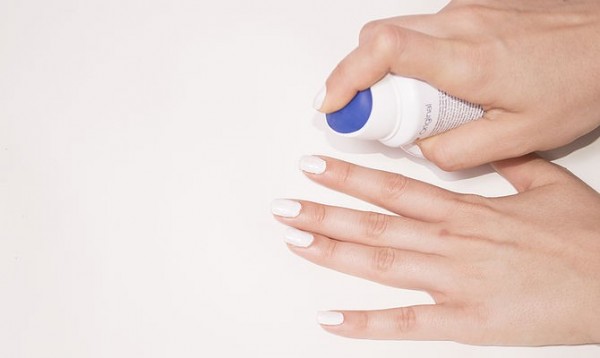 how to remove nail paint with out remover 