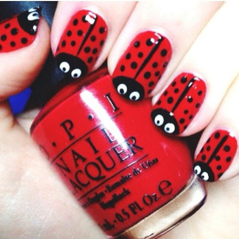 red nail paint pattern 