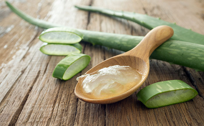 aloe vera for pink lips 