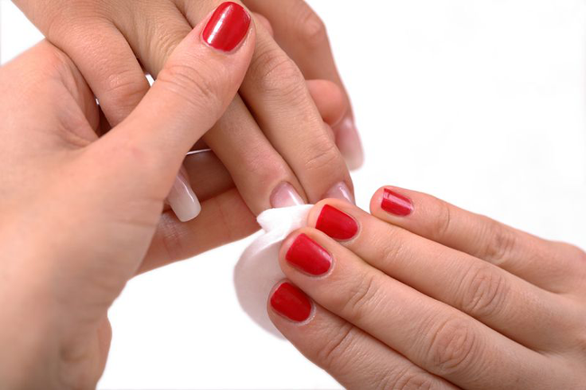 how to do manicure at home naturally