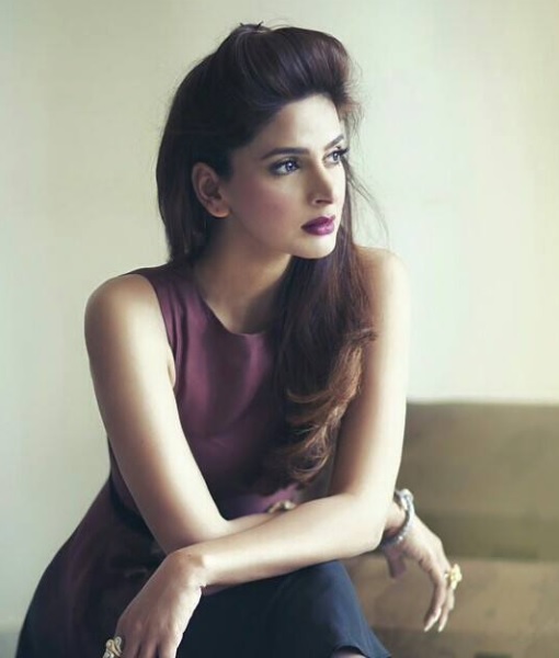 Saba Qamar Beautiful pakistani women pretty actress images wallpapers