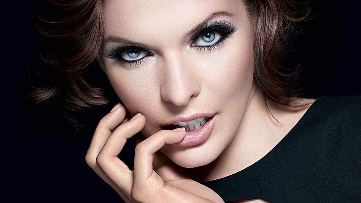 Milla jovovich most beautiful eyes in the world