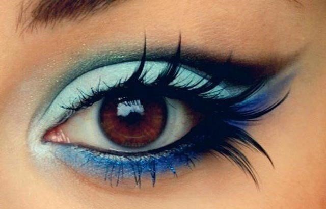 Simple-Beautiful-Peacock-Eye-Makeup-Designs