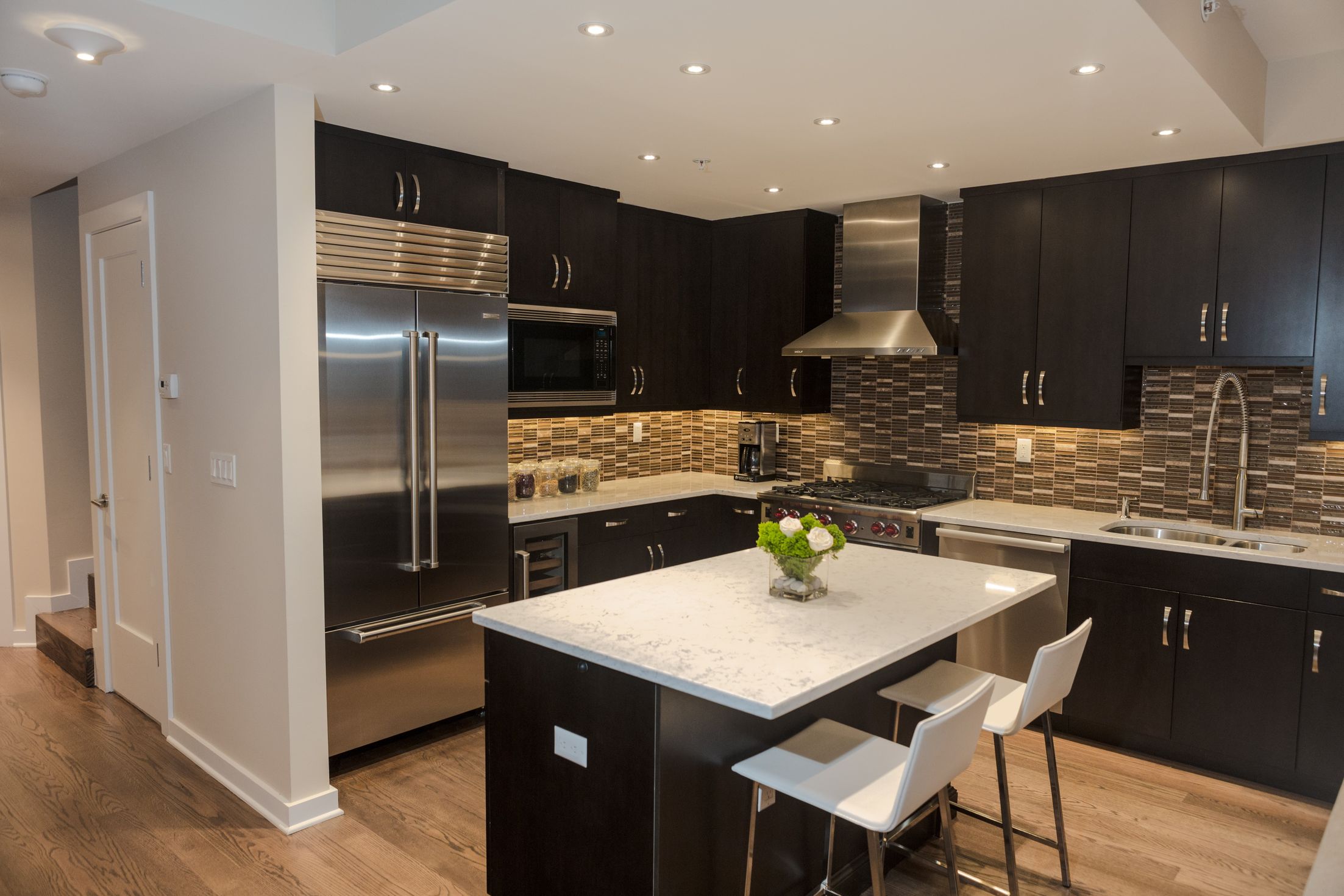 modular kitchen with light