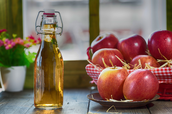 APPLE CIDER VINEGAR HELPS IMPROVING HAIR GROWTH