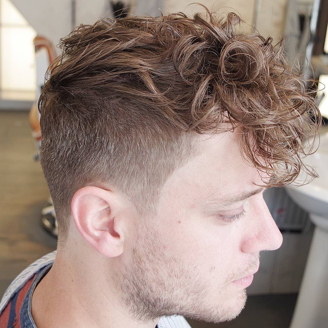 wavy hairstyle for men